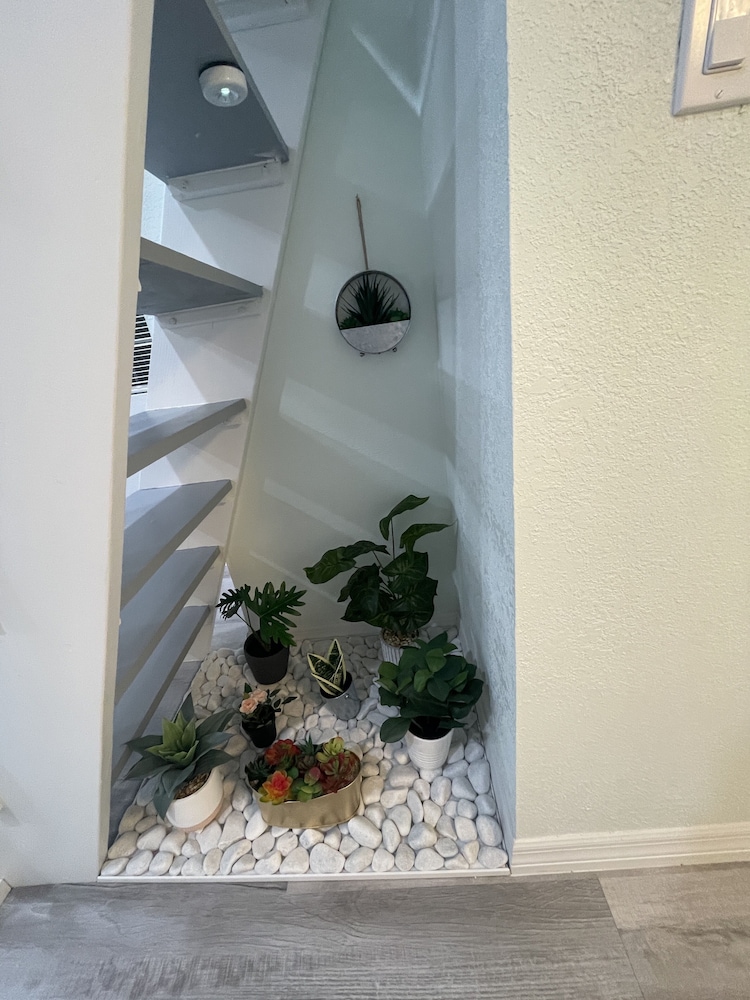 The Tiny Cottage in The Springs 23/28