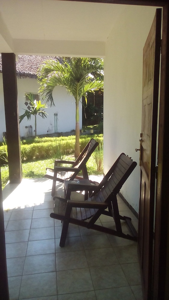 Kintana Beach Resort & Spa 24/25