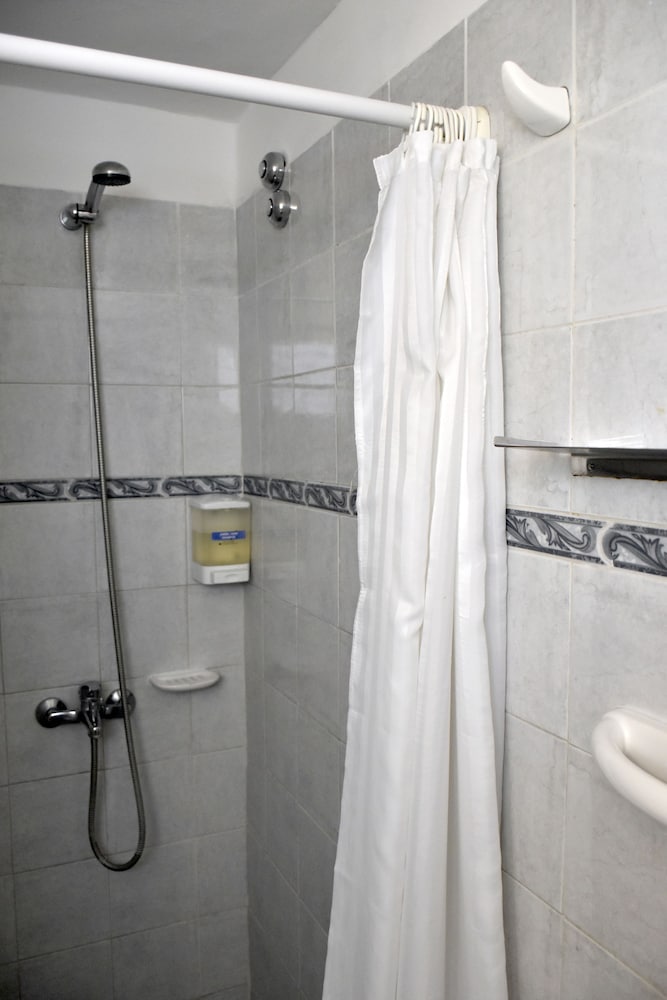ABRIL HOTEL BOUTIQUE 38/41