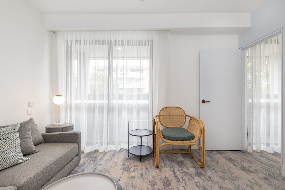 The Albert Hotel Mosman 32/50