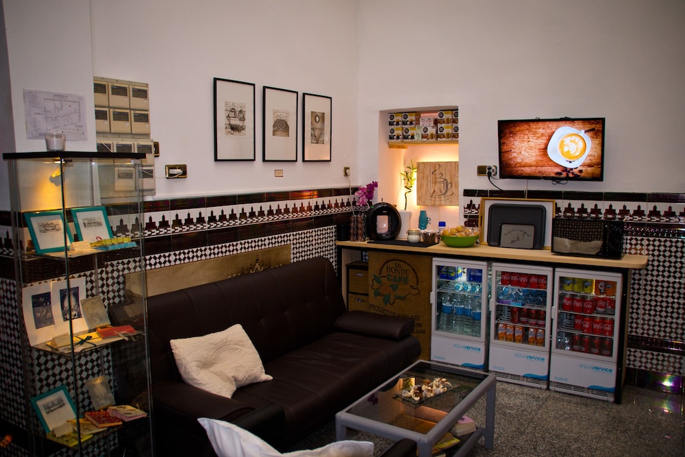 Hostal La Muralla 34/48