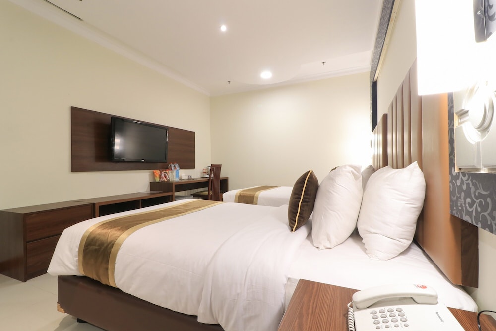 Coin S Hotel 26/96