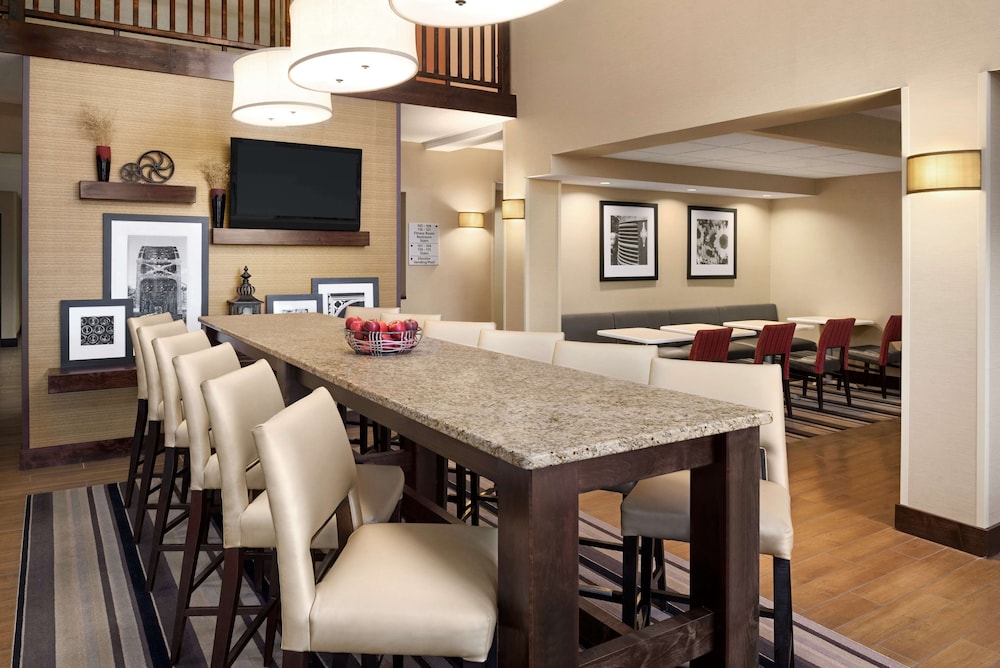 Hampton Inn Lawrence Ks 41/53