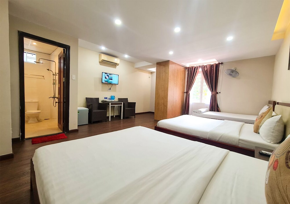 QUAN QUAN HOTEL 22/43