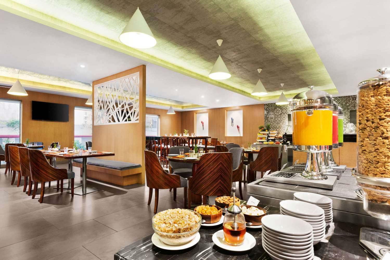 Howard Johnson by Wyndham Kolkata 51/66