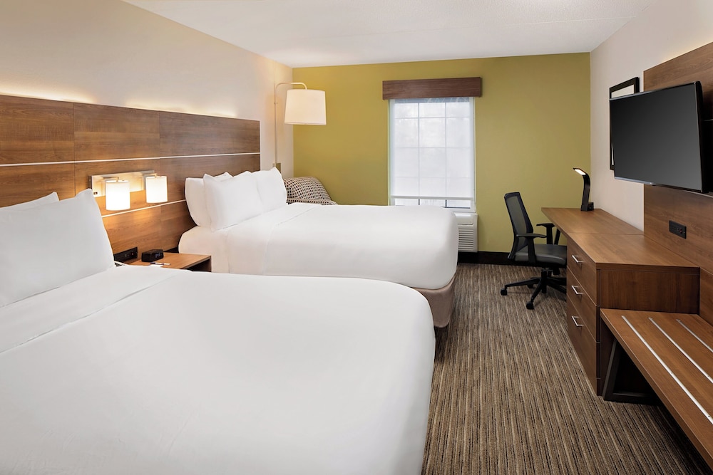 Holiday Inn Express Harrisburg East 26/71