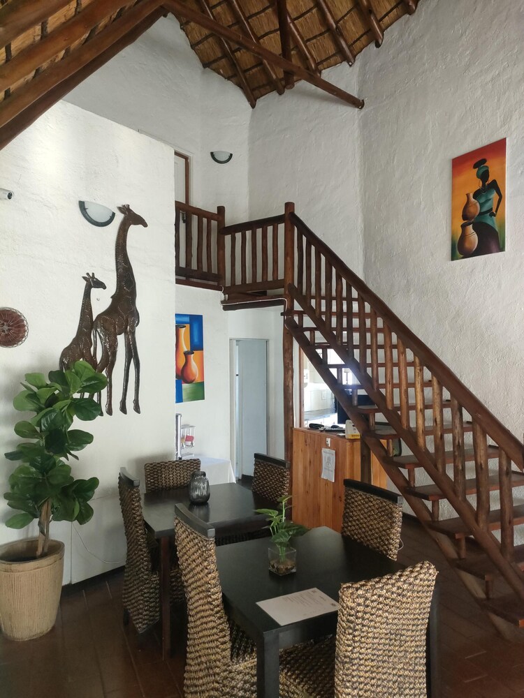 Libra Lodge 29/45