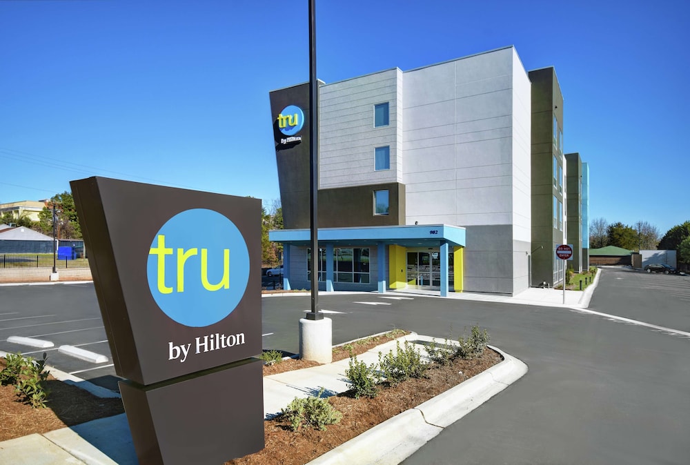 TRU BY HILTON BURLINGTON NC in BURLINGTON - NC