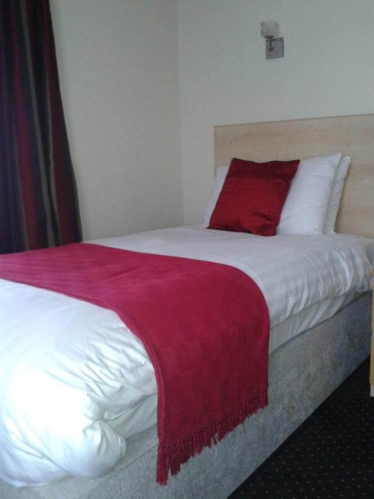 Cambridge Hotel Waterfront 10/20