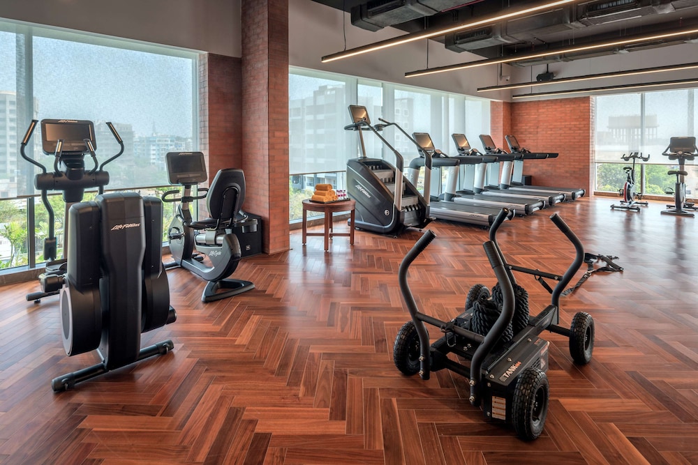Radisson Blu Hotel & Spa Nashik 25/50