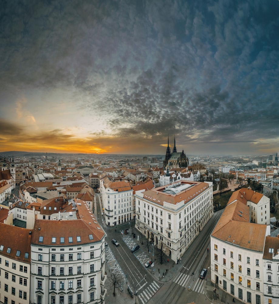 Grand Palace Brno hotel 44/48