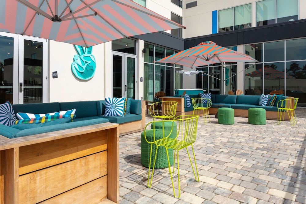 Aloft Savannah Airport 17/28