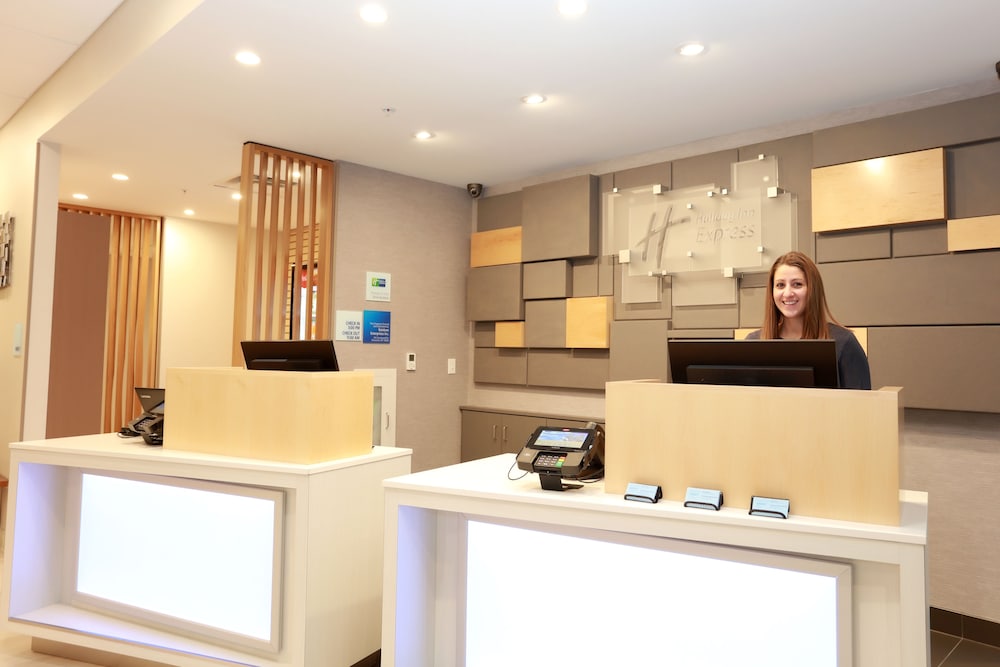Holiday Inn Express Oneonta 6/62