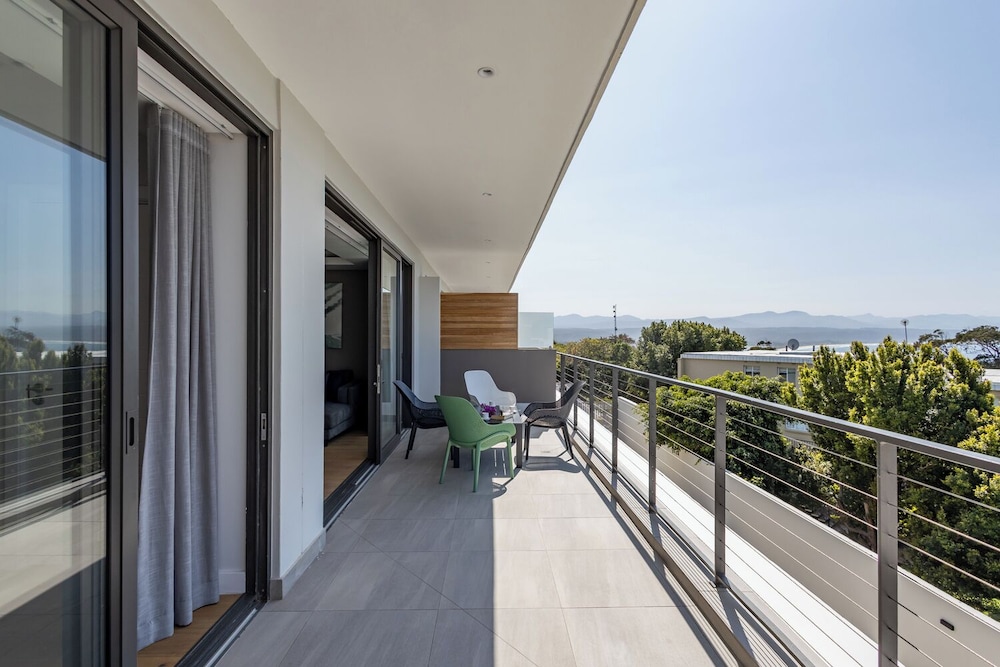 Plett Quarter Apartments 6/61