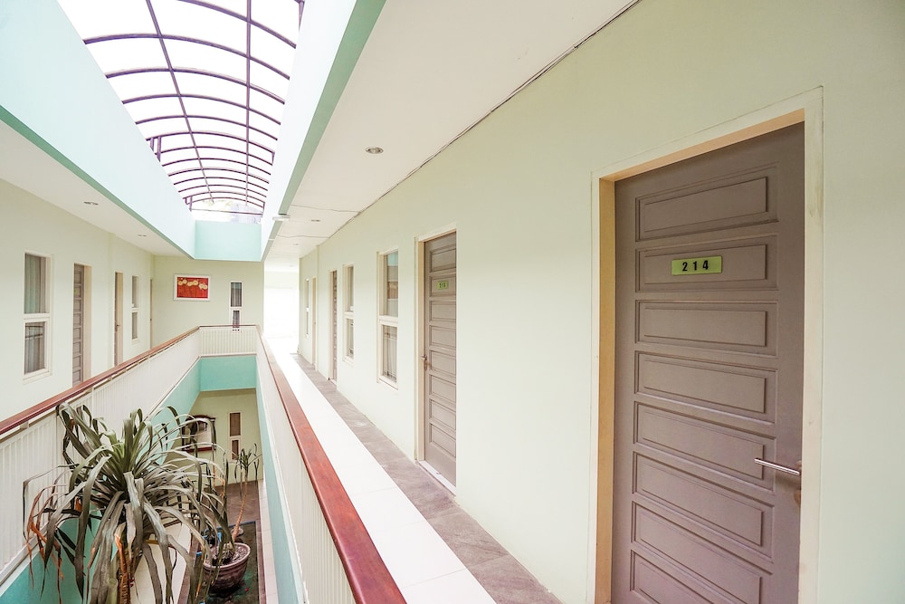 Ardhya Guest House 5/46