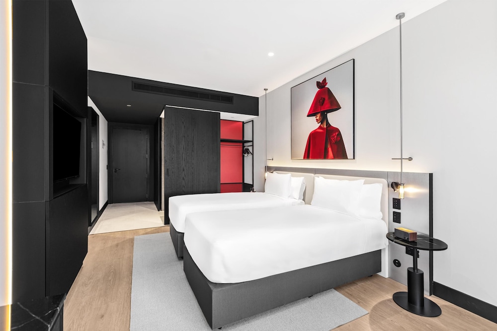Radisson RED Auckland 21/50
