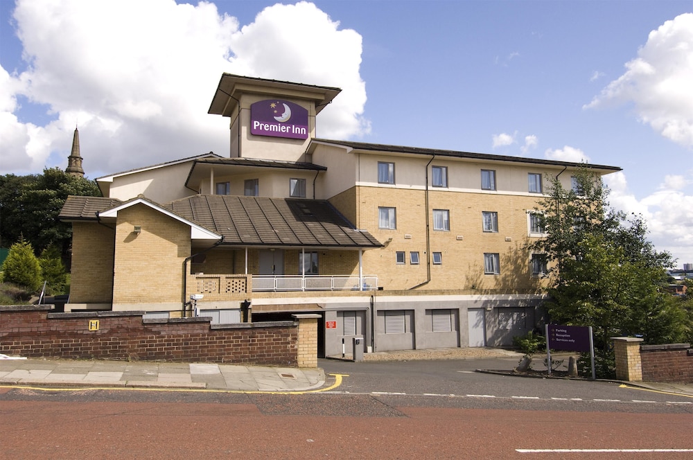 Premier Inn Newcastle City Centre (Millennium Bridge) in NEWCASTLE UPON TYNE