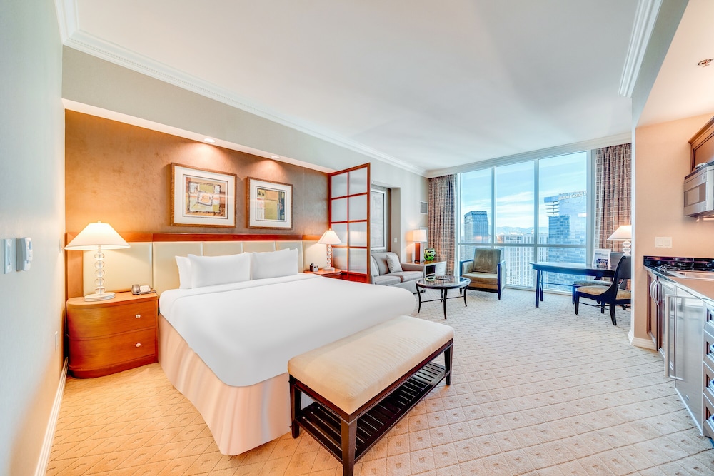 Jet Luxury Resorts @ The Signature Condo Hotel 16/69