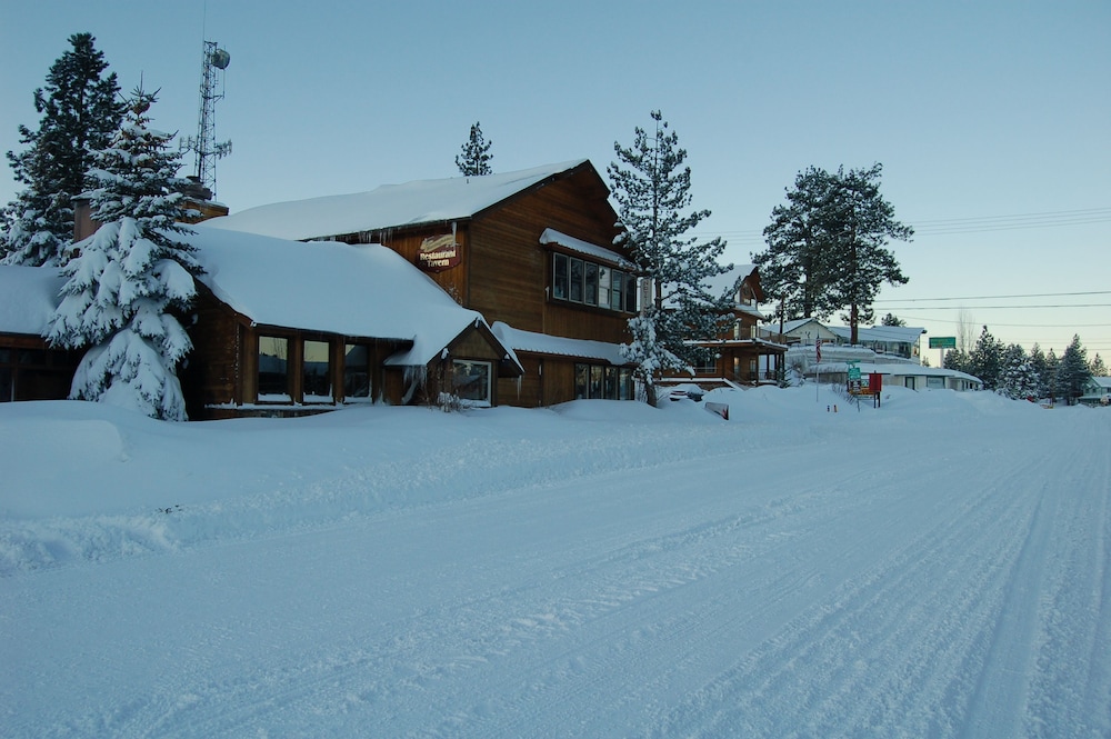 Robinhood Resort 65/69
