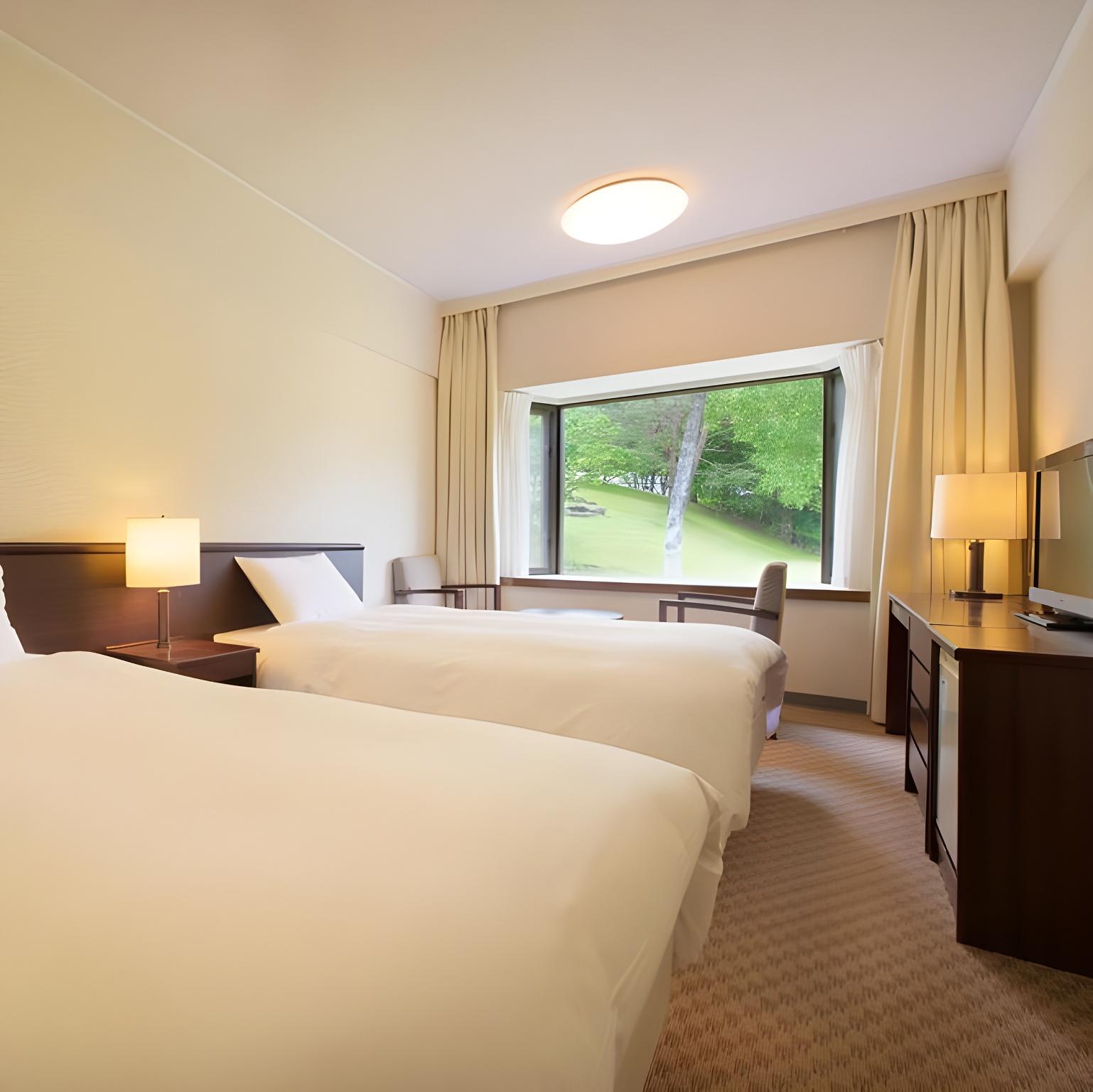 Room, Twin Beds, Mountain Side, Mountain View