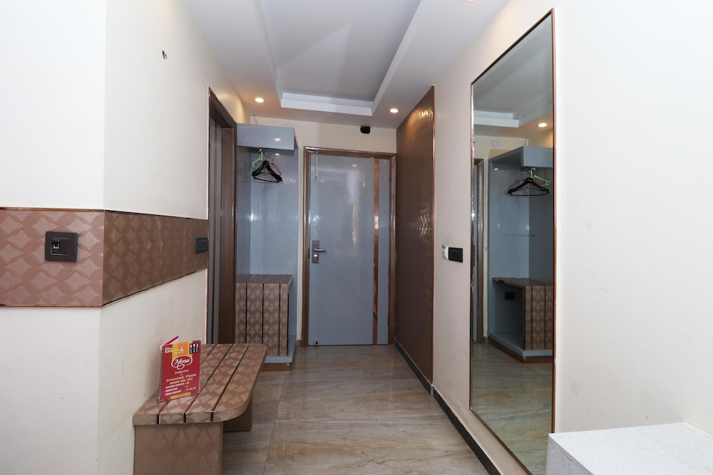 Hotel Krishna Plaza 9/43