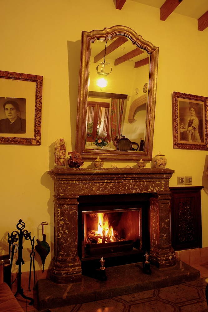 Aumallia Hotel And Spa 3/50