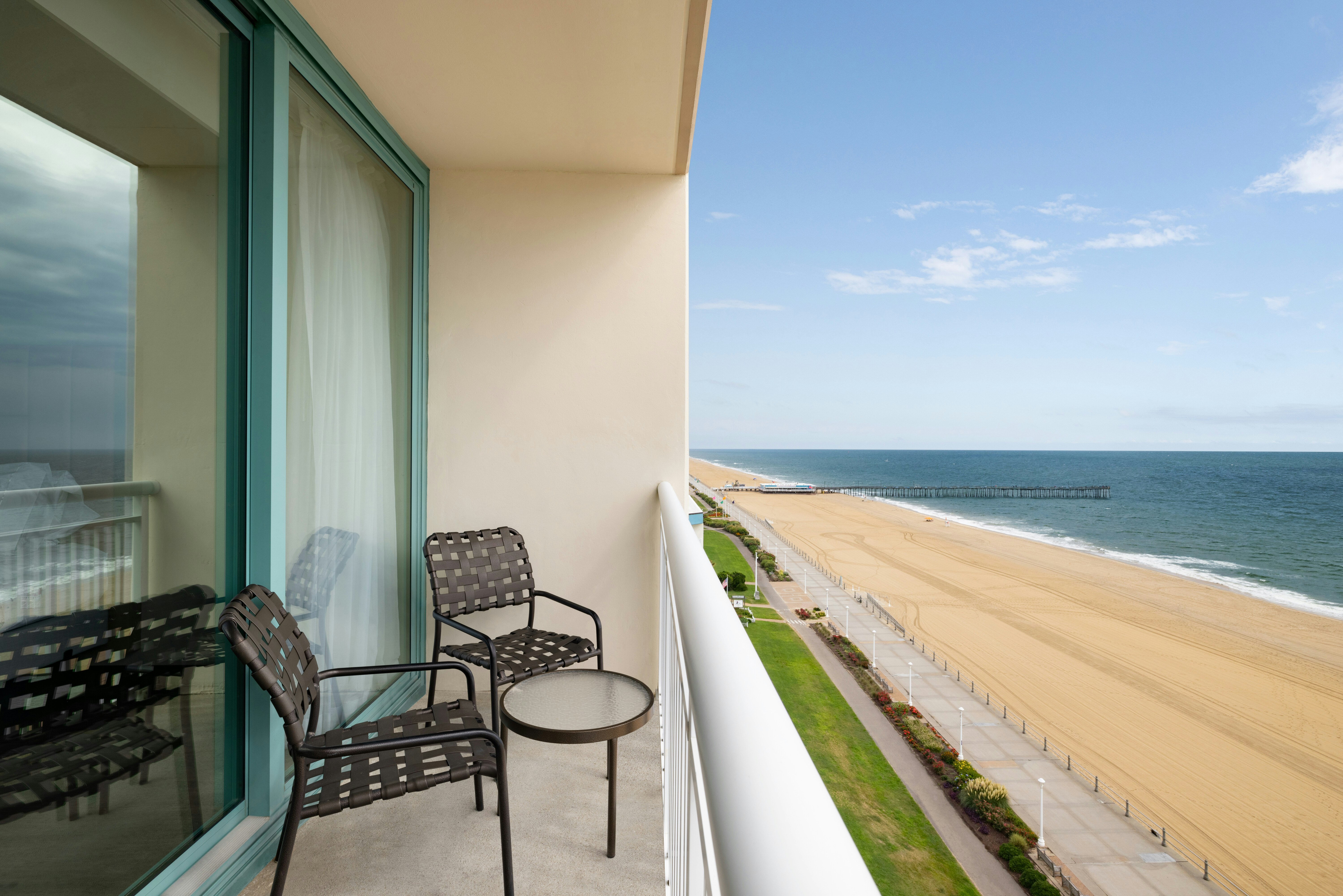 Room, 2 Queen Beds, Ocean Front, Sofa