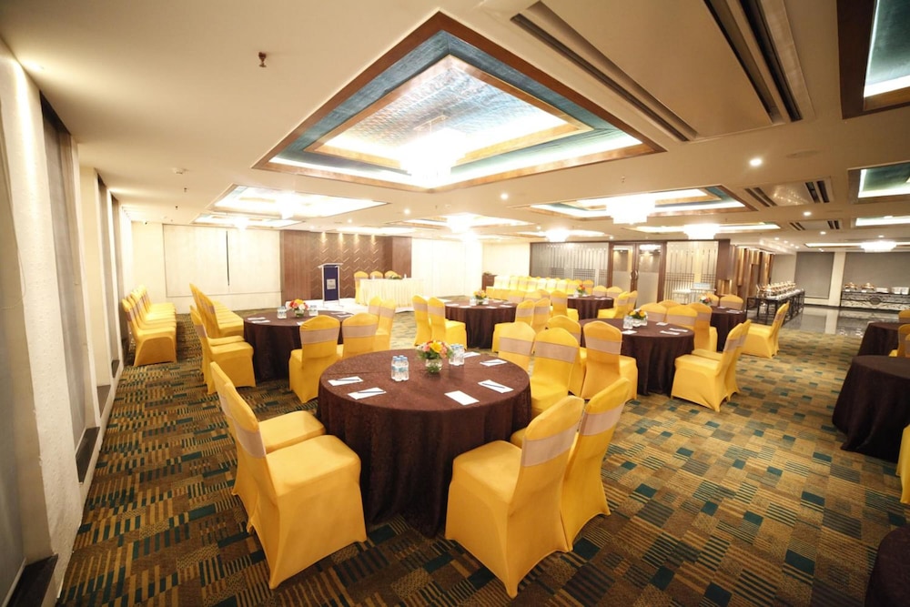 Taj Mahal Hotel Abids 47/62