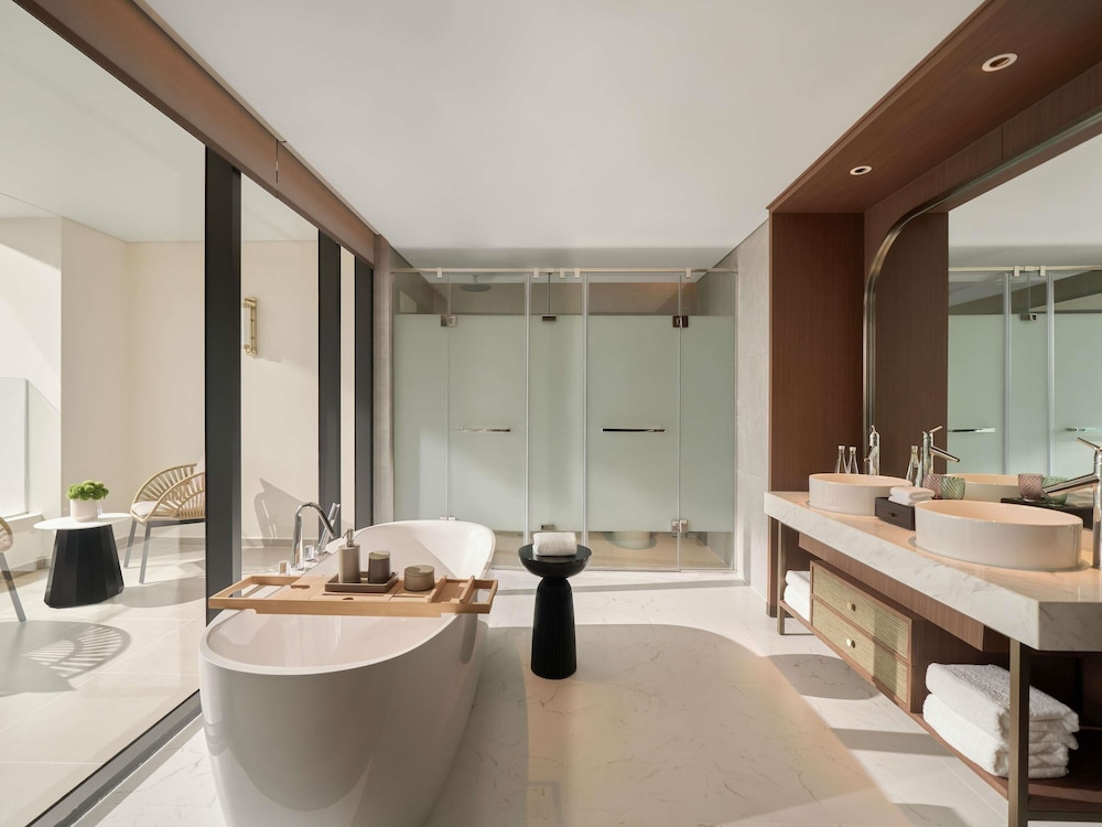 Pullman Ninh Binh 62/63