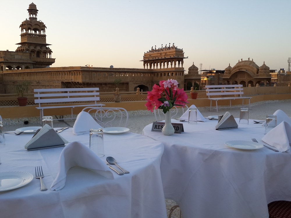 WelcomHeritage MANDIR PALACE 12/63