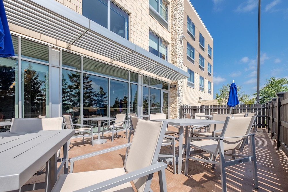 Holiday Inn Express And Suites Eagan Minneapolis Area 42/51