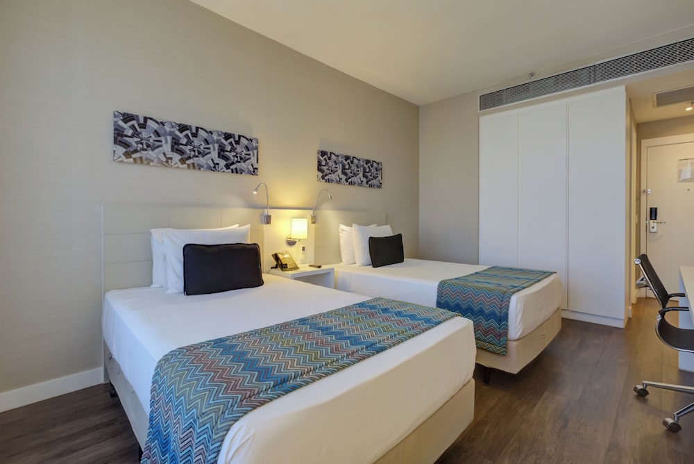 غرفة سوبيريور بسريرين منفصلين، Quality Hotel Sao Caetano 5/9