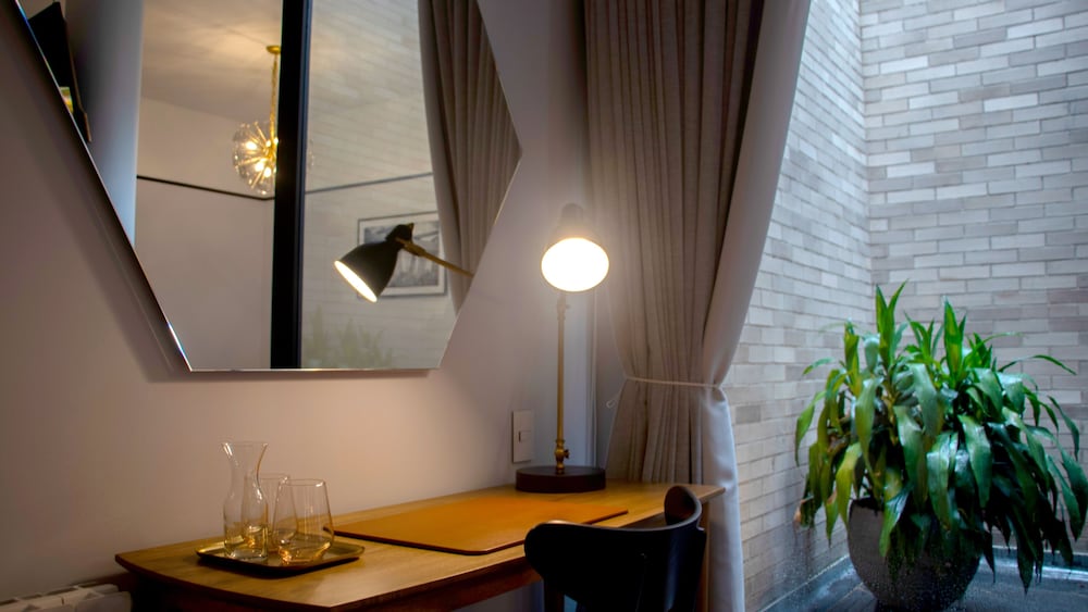 HAB Hotel 48/69