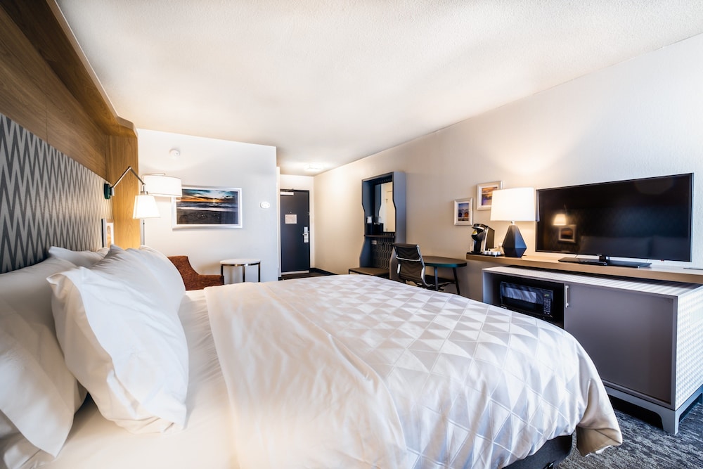 Holiday Inn Grand Haven-Spring Lake, an IHG Hotel 13/52