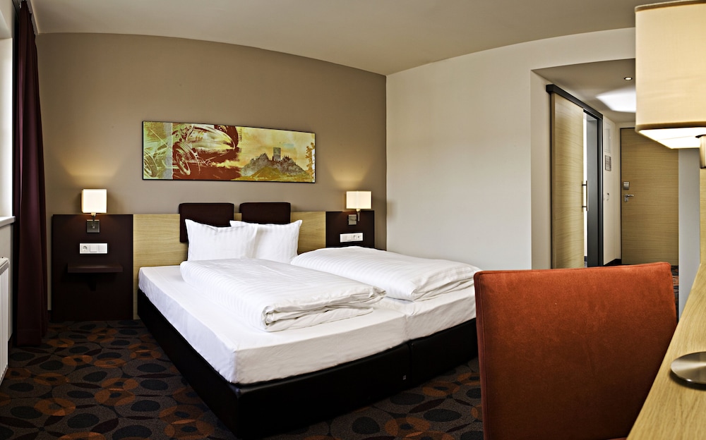 Lindner Hotel Nurburgring Motorsport, Part of JDV by Hyatt 11/34