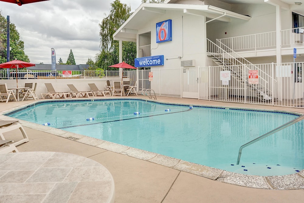 Motel6 Portland, OR - Central 41/47