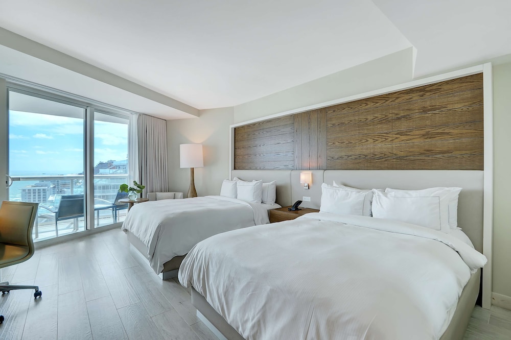 Beach House Fort Lauderdale, a Hilton Resort 25/77