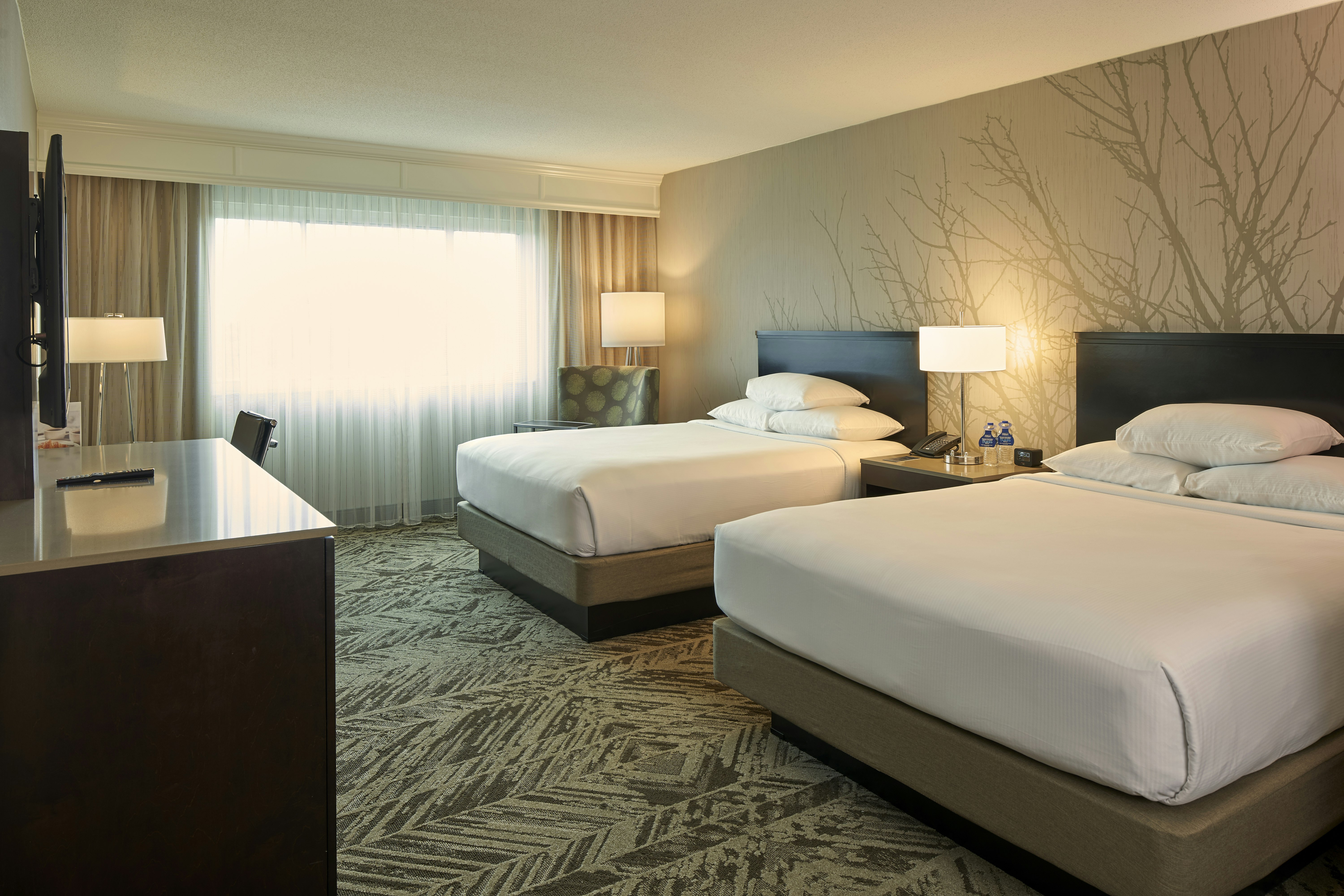 Hilton Cincinnati Airport 9/62
