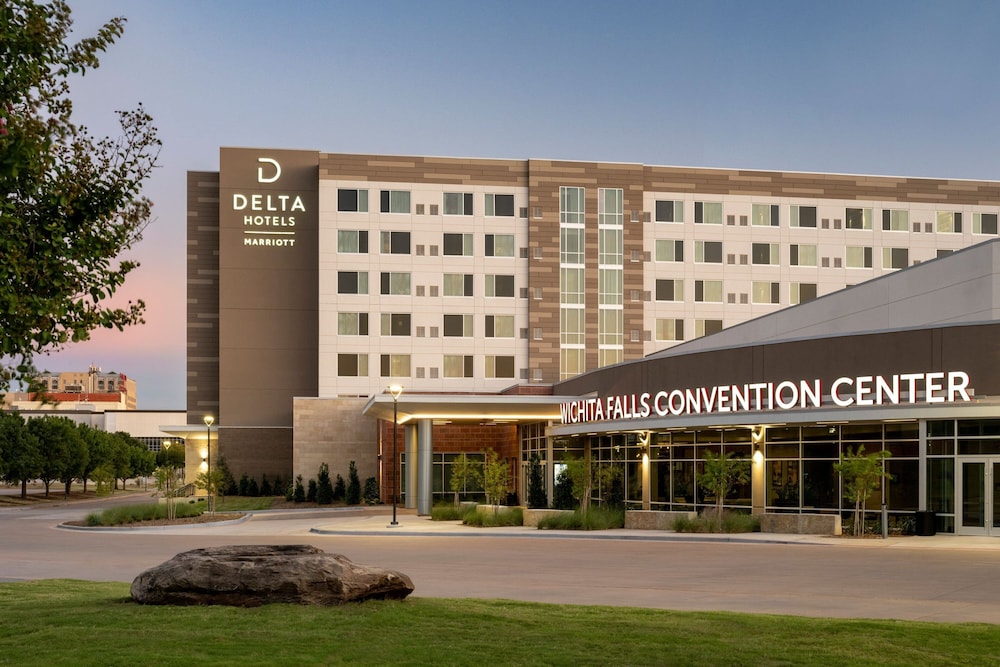 Delta Hotels by Marriott Wichita Falls Convention Center 2/44
