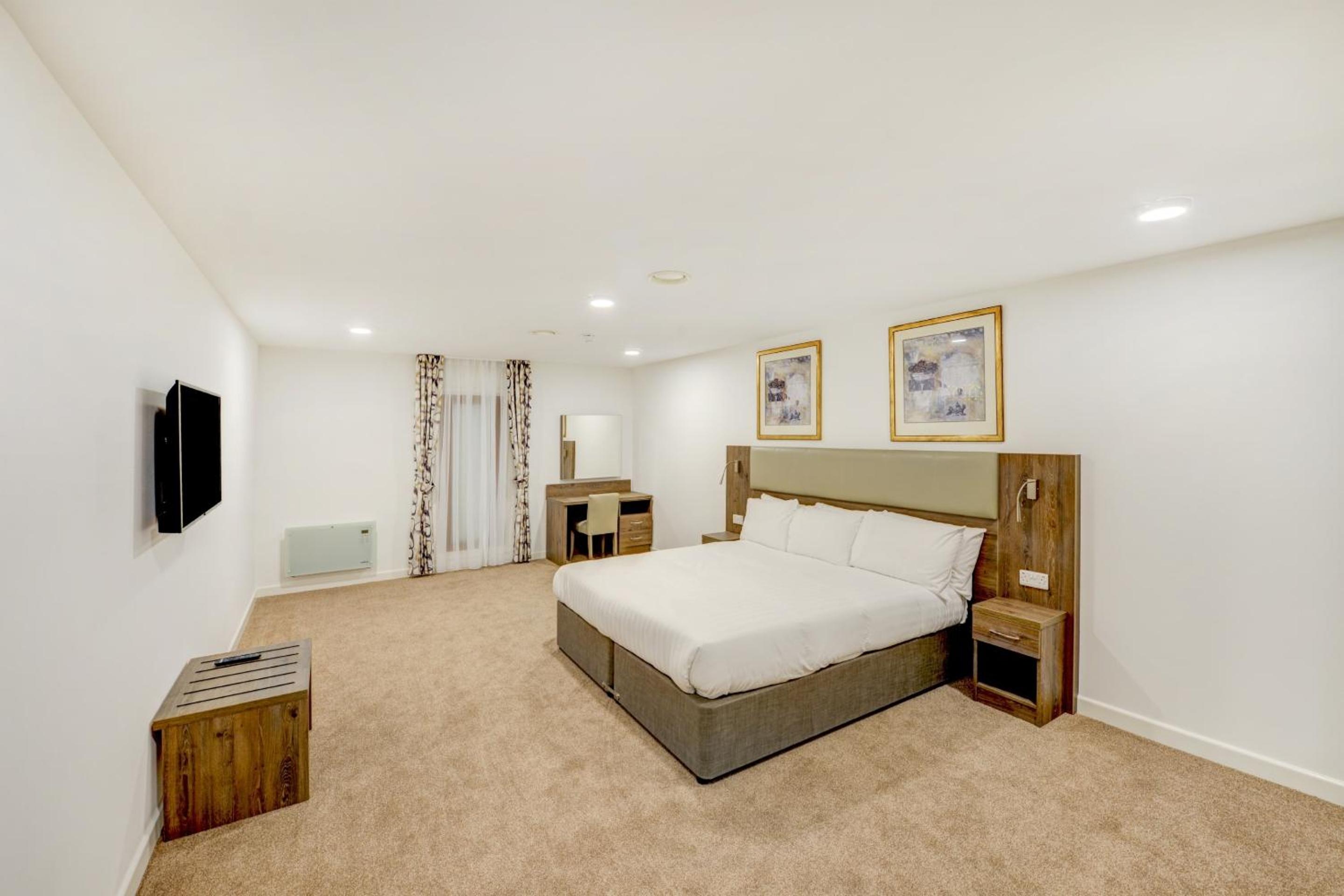 Economy, Double Bed