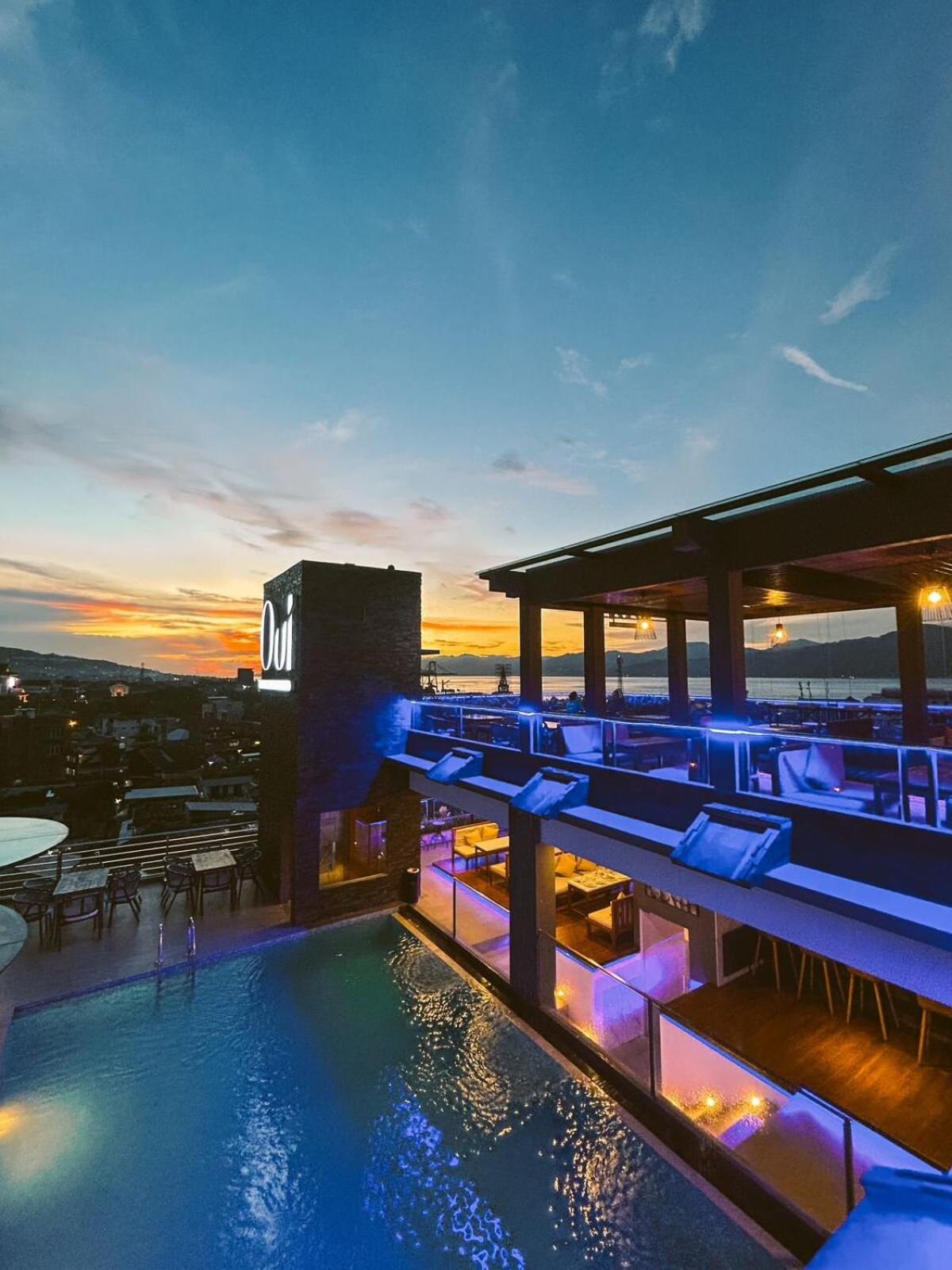 Golden Palace Hotel Ambon 32/34