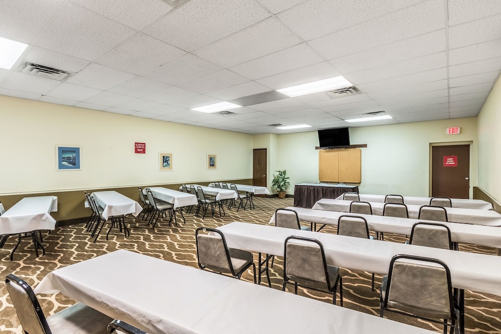 Smart Extended Stay 30/32
