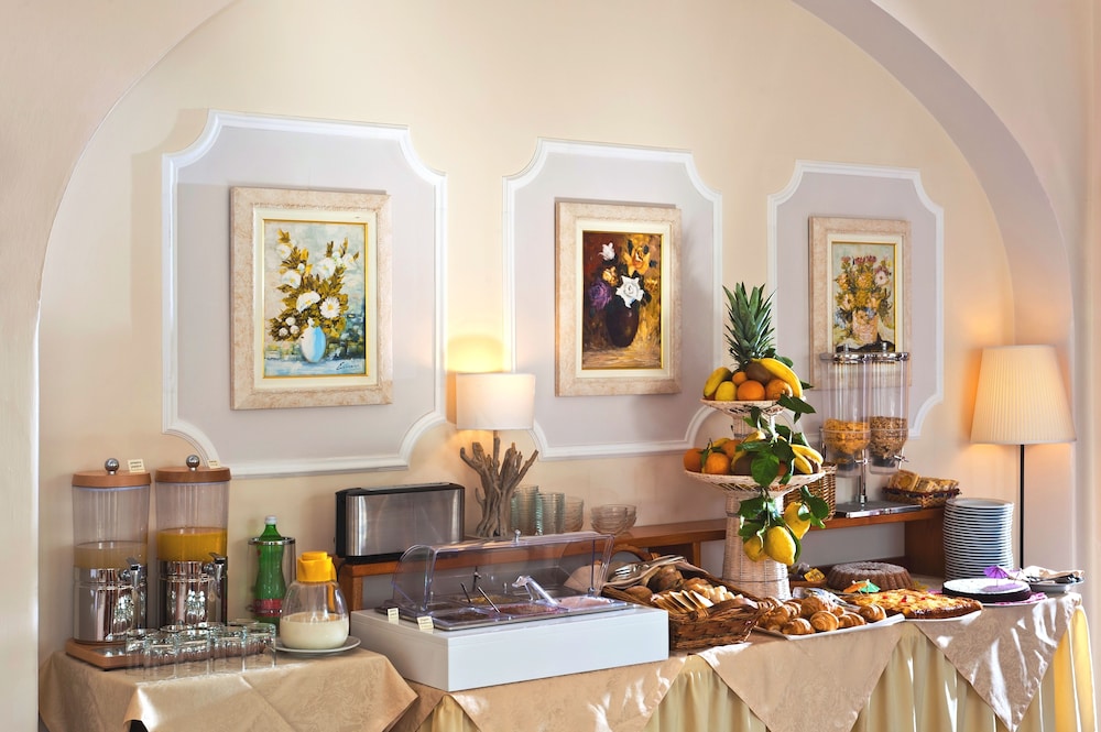 Casa Di Meglio Hotel 42/69