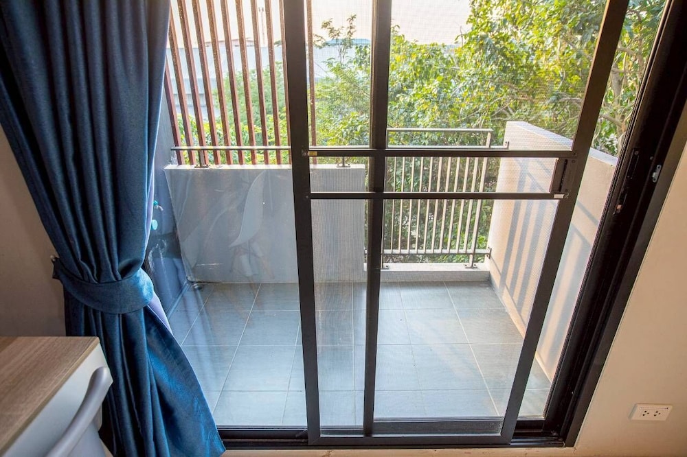 The Living Samut Prakan 22/50