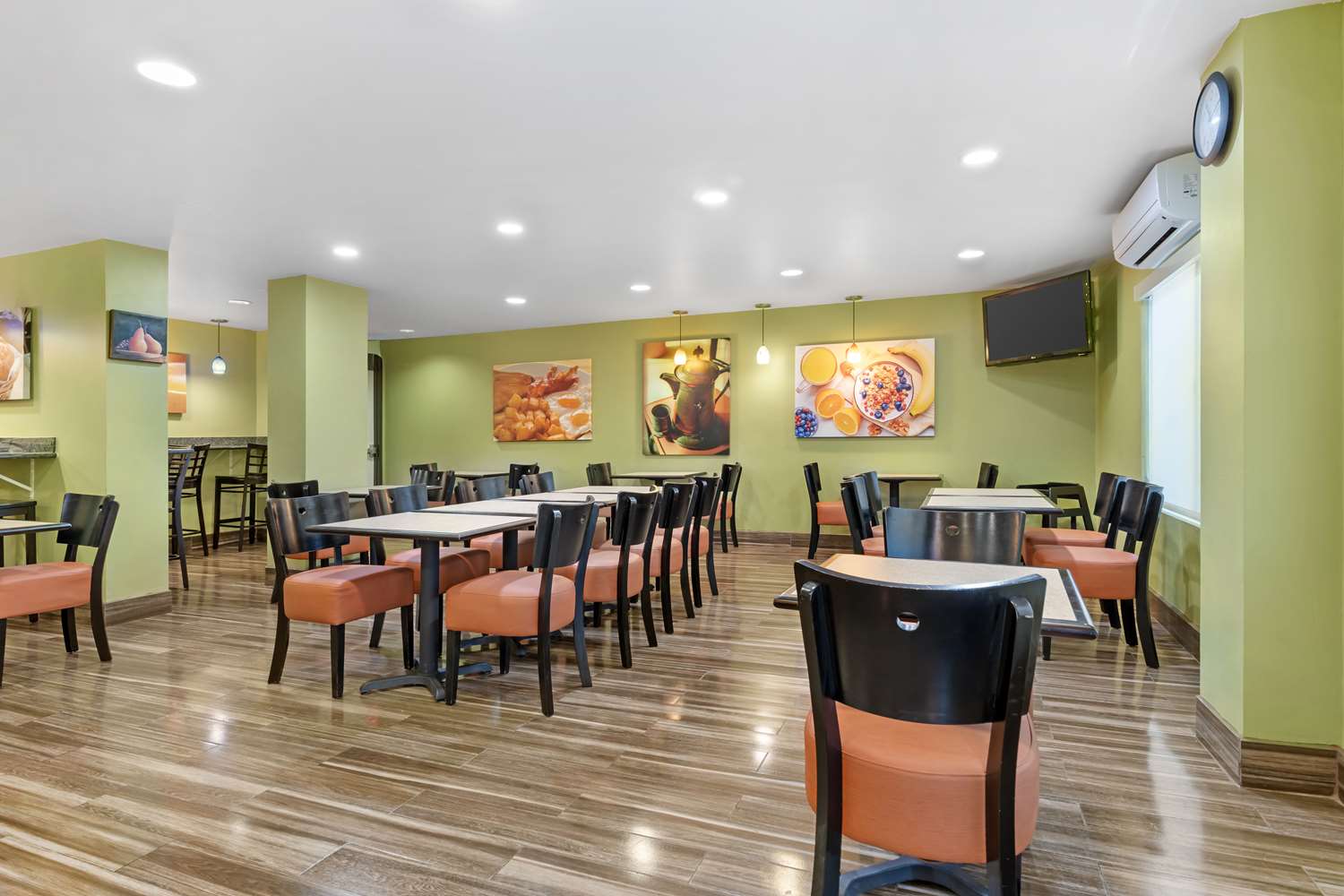 Best Western Plus Heritage Inn 27/40