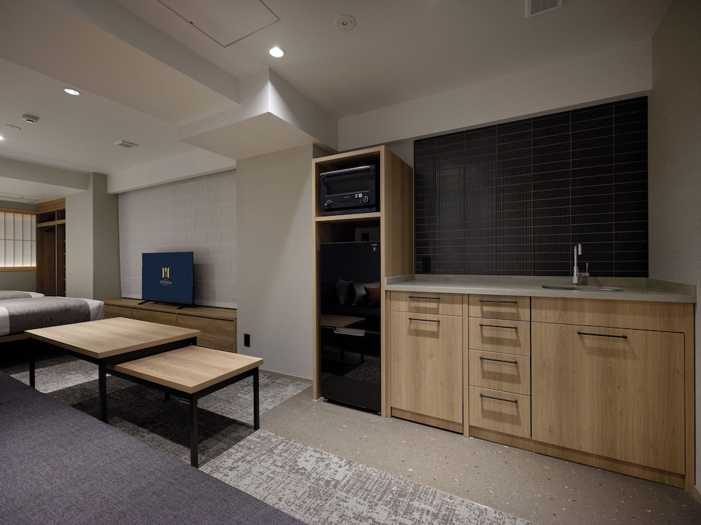 Premium Apart MONday GINZA EAST 11/60