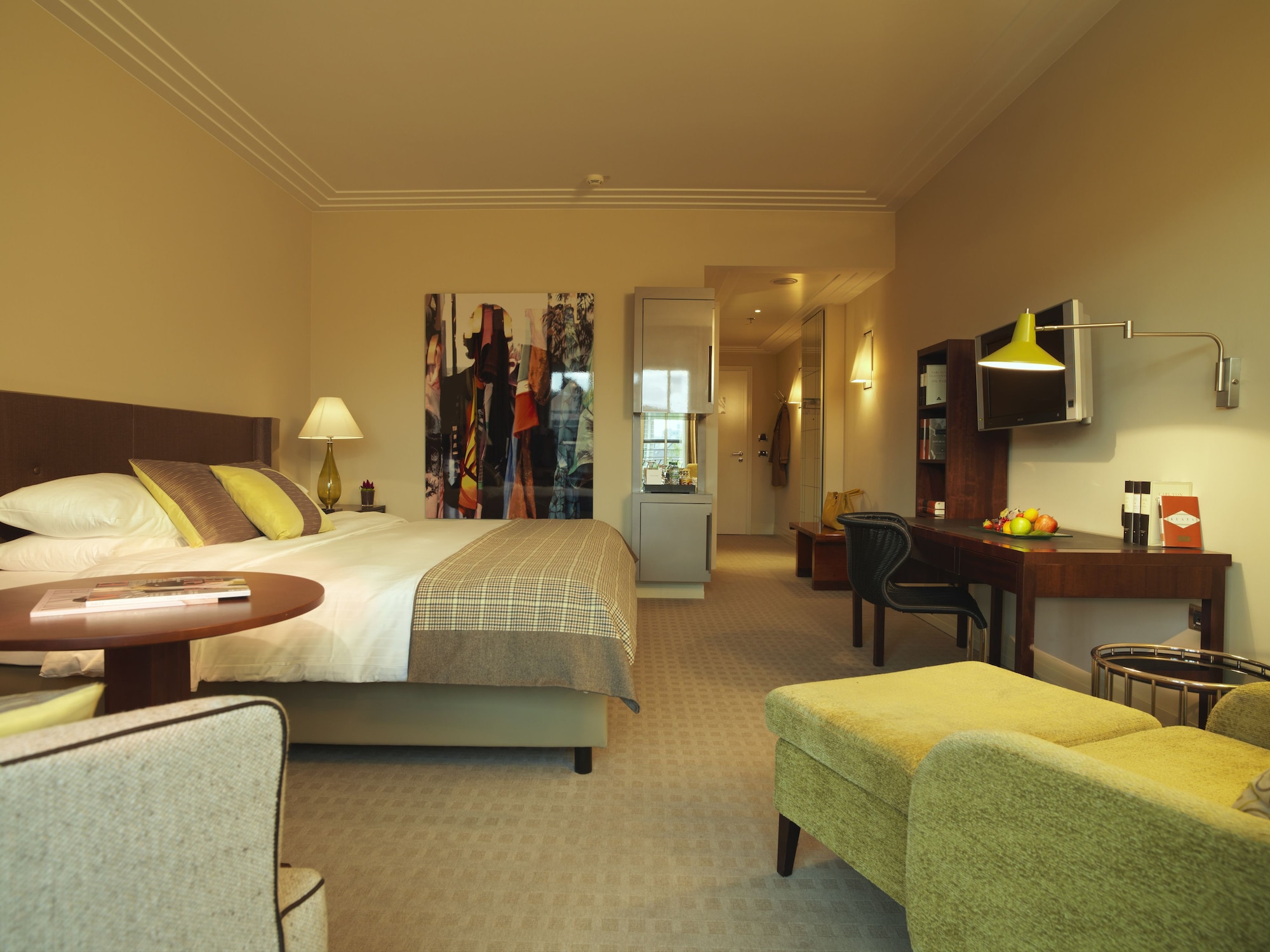 Deluxe, King Bed, Park View, ROCCO FORTE THE CHARLES HOTEL 4/10