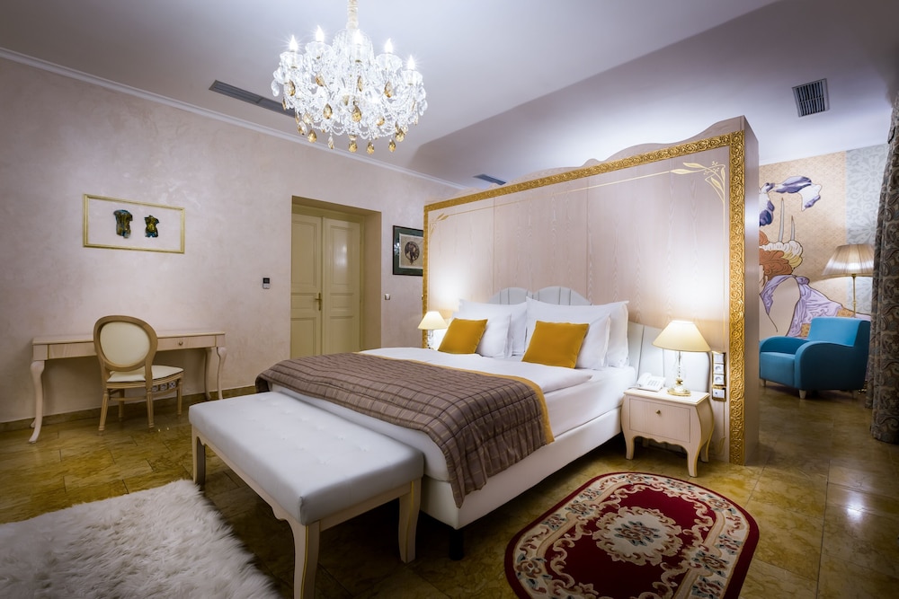Caruso Old Town Hotel 41/77