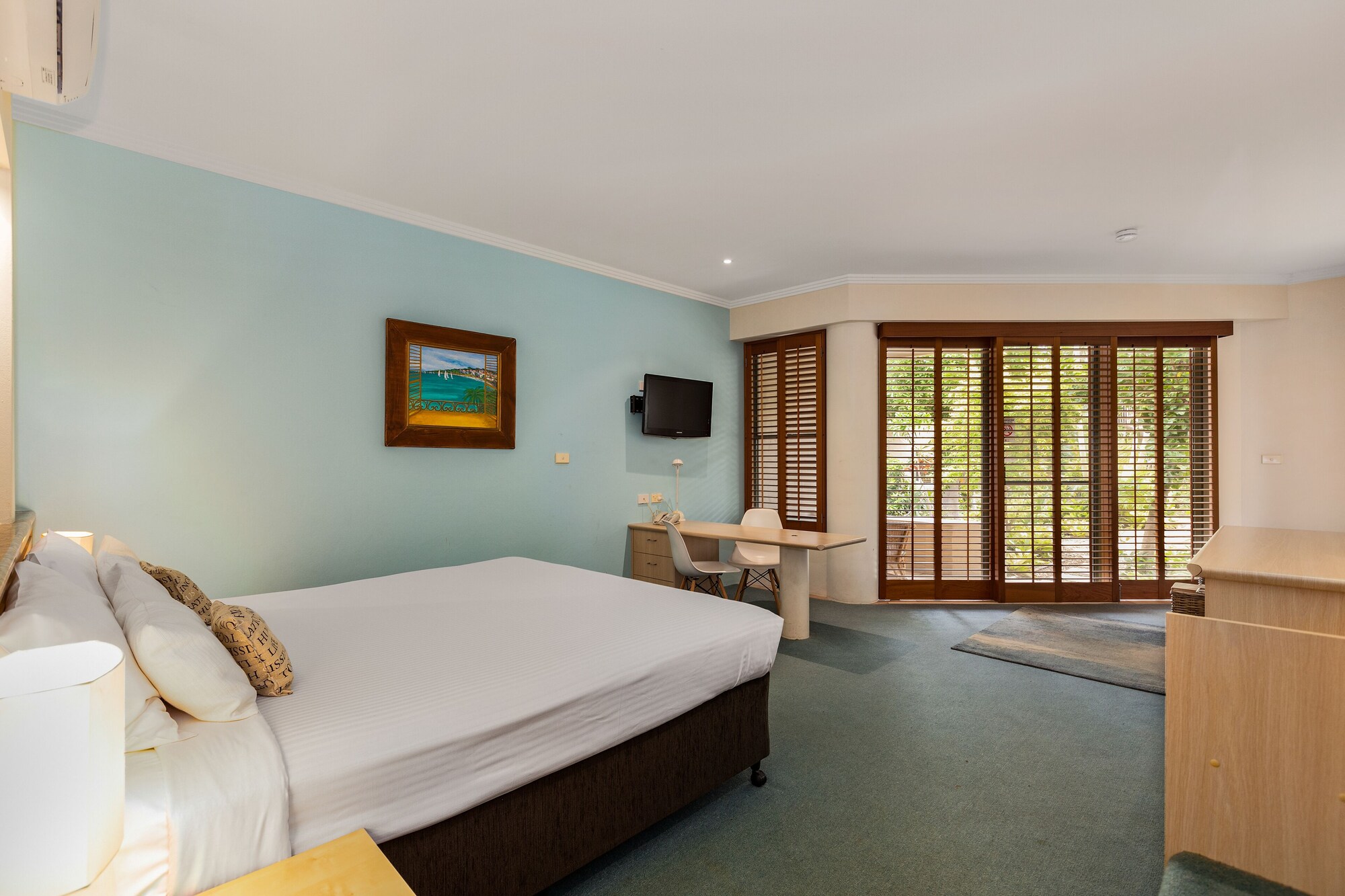 Spa, King Bed