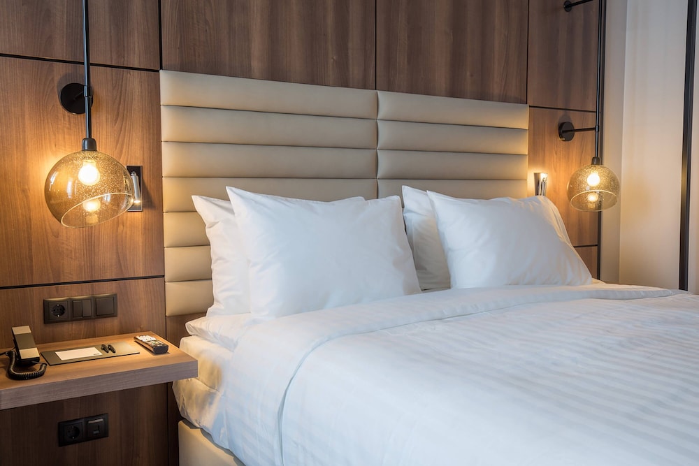 AC Hotel by Marriott Stockholm Ulriksdal 9/40